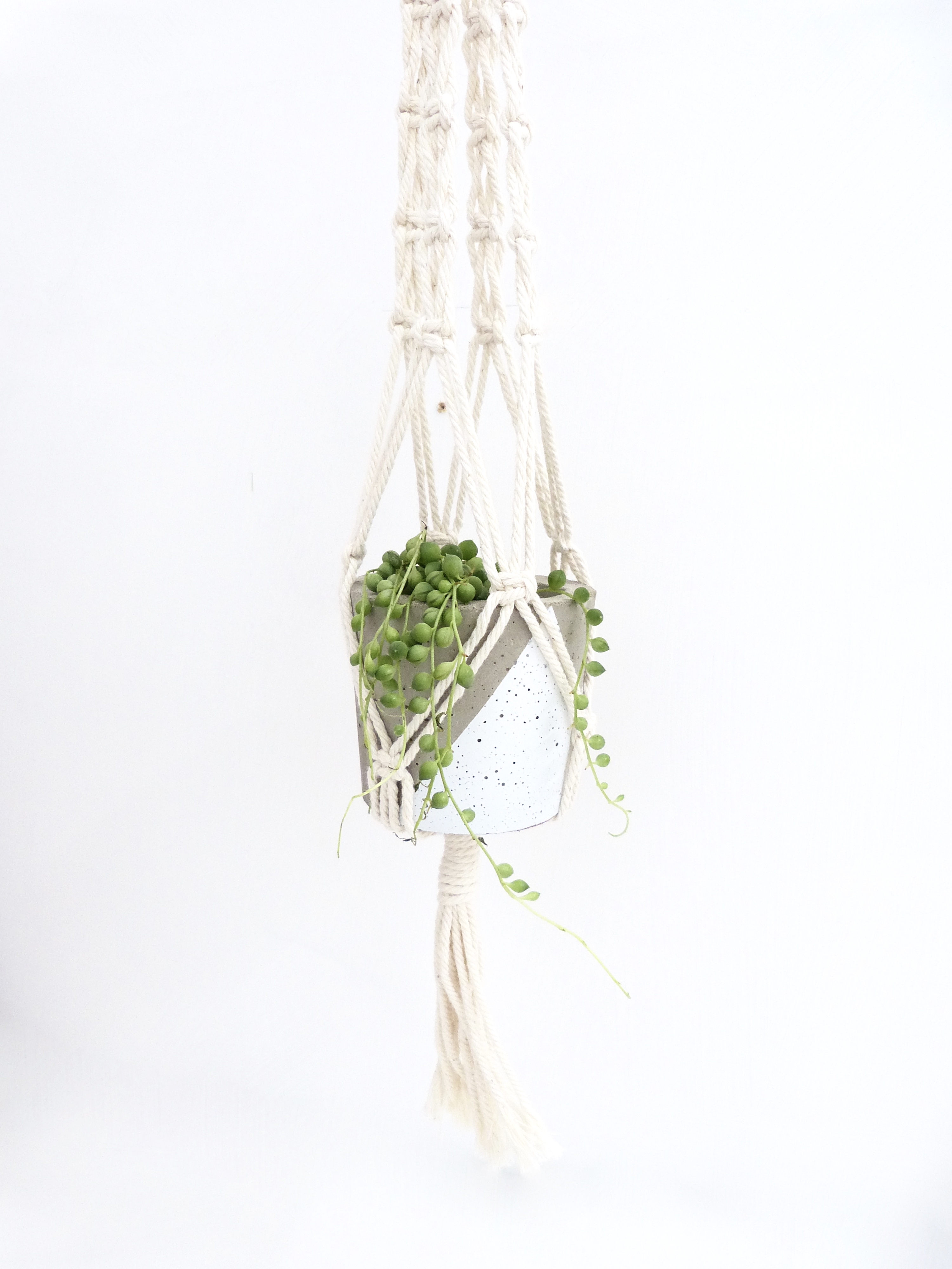Concrete hanging planter
